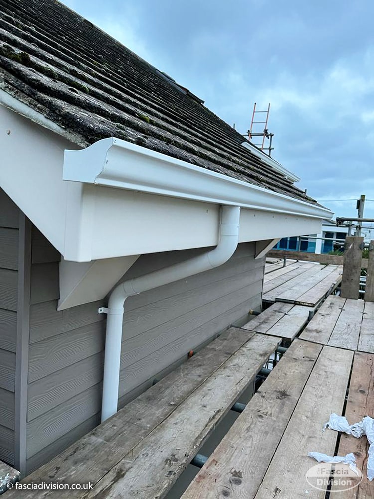 Cream fascias and soffits with white ogee seamless guttering