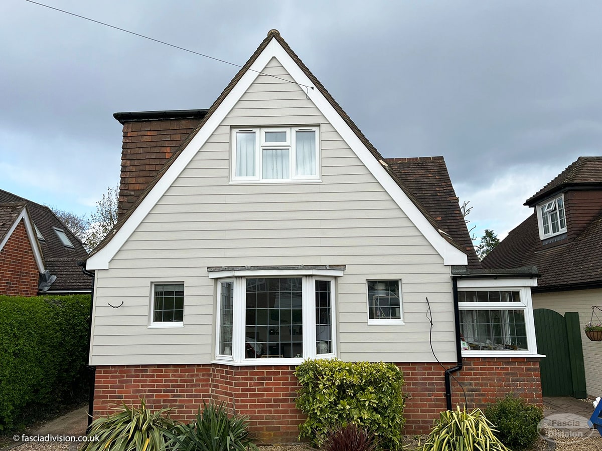 Cobblestone Hardie Plank cladding in Farnham